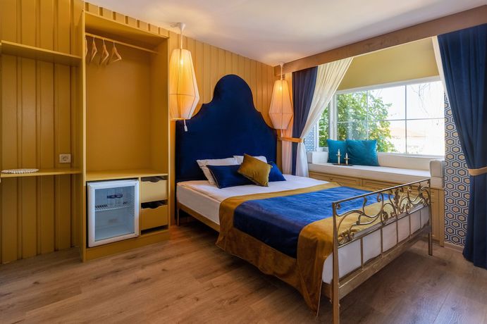 Imagen de la habitación del La Capria Suite Hotel Ala&ccedil;atı. Foto 19