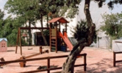 Imagen de los exteriores del La Carabela, Pe&ntilde;&iacute;scola. Foto 5