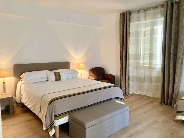 Imagen de la habitación del La Caravelle, Bonifacio. Foto 16