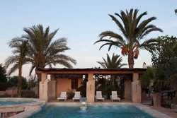 Imagen de la piscina del La Carrasca, Catral. Foto 7