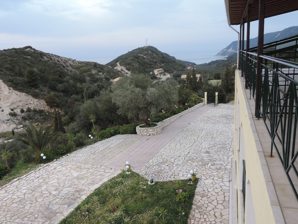 Imagen de los exteriores del La Casa D\' Irene. Foto 10