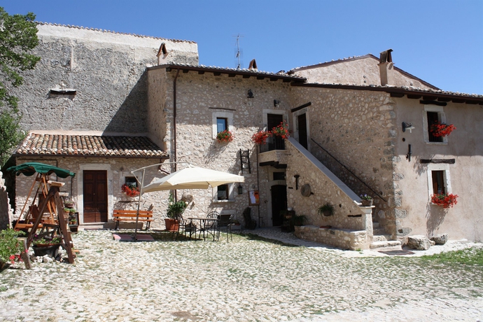 Imagen de los exteriores del La Casa Su Le Dimore Del Borgo. Foto 11