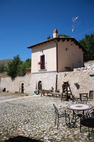 Imagen del bar/restaurante del La Casa Su Le Dimore Del Borgo. Foto 4