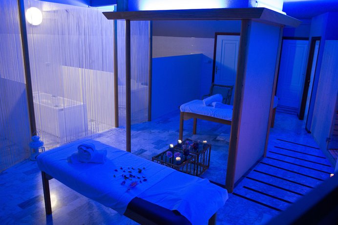 Imagen de la piscina del La Cittadella Dell\'Oasi Hotel. Foto 20