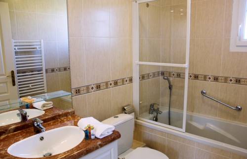 Imagen de la habitación del La Closerie Côté Casino. Foto 9