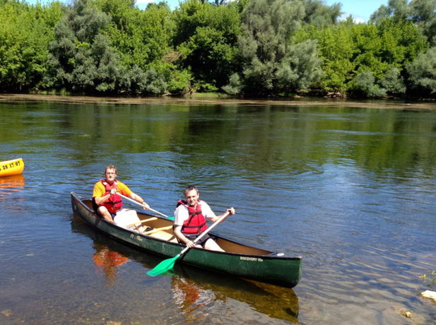 Imagen de los exteriores del La Coraline. Foto 10
