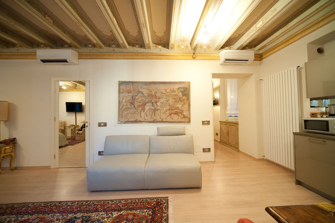 Imagen de los exteriores del La Corte Di Giulietta Exclusive Suites. Foto 10