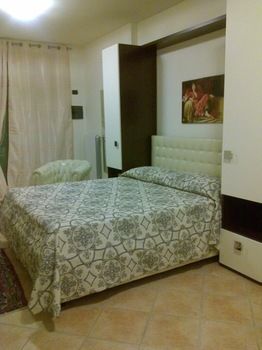 Imagen de la habitación del La Fenice, Brescia. Foto 7