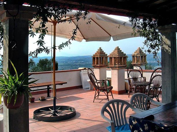 Imagen de los exteriores del La Foleia. Foto 6