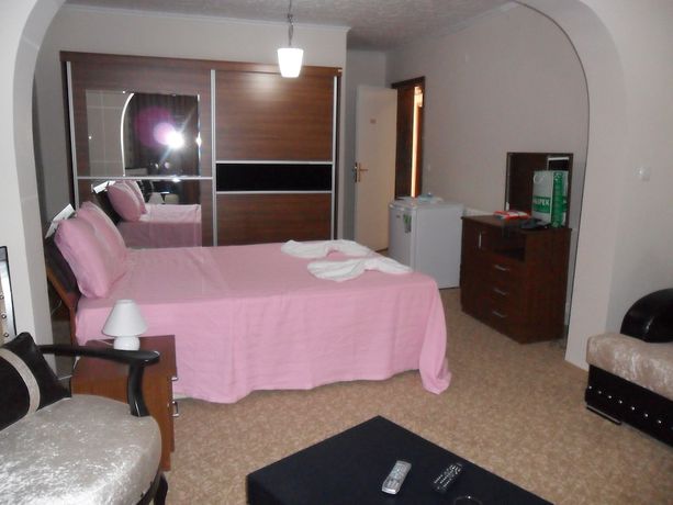 Imagen de la habitación del La Fontaine Guzelyali Hotel. Foto 16