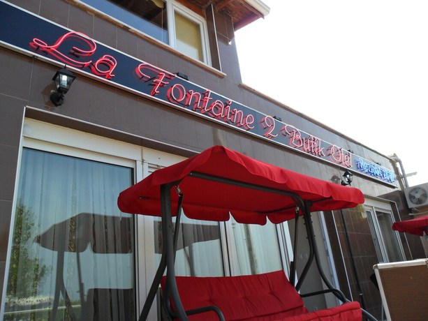 Imagen general del La Fontaine Guzelyali Hotel. Foto 3