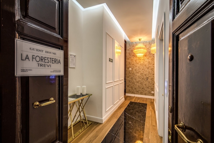 Imagen de los interiores del La Foresteria Luxury Suites. Foto 16