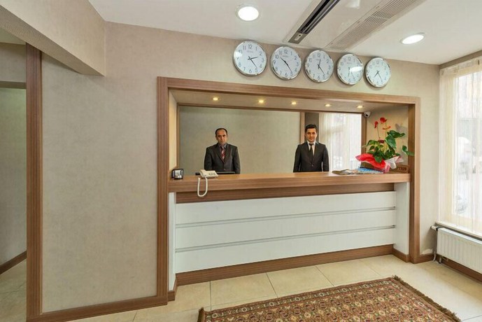 Imagen de los interiores del La Garden Hotel, Fatih. Foto 15