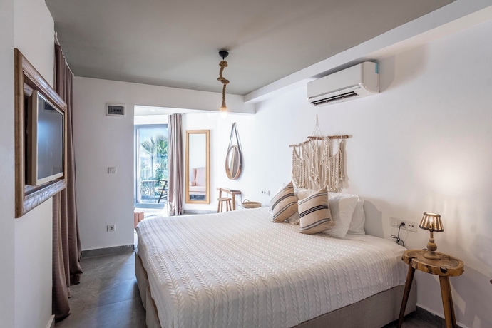 Imagen de la habitación del La Local BeachandHotel Yalıkavak. Foto 5