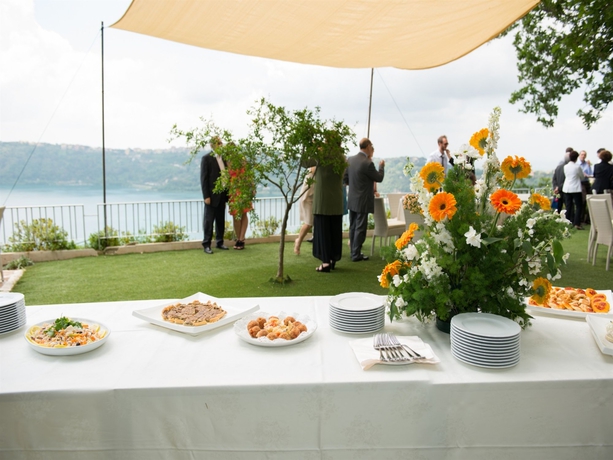 Imagen de los exteriores del La Locanda Del Pontefice. Foto 10