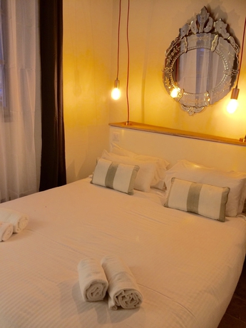 Imagen de la habitación del La Maison Debourg. Foto 5
