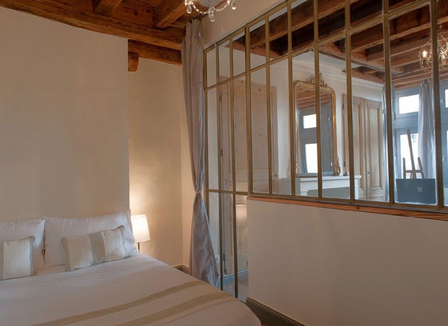 Imagen de la habitación del La Maison Debourg. Foto 9