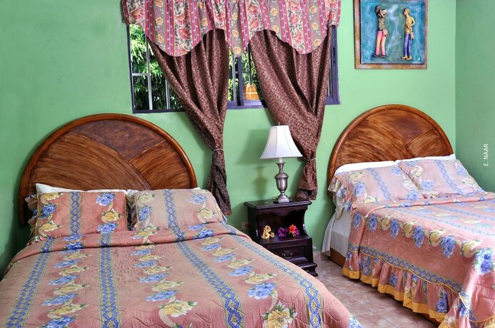 Imagen de la habitación del La Maison Hotel. Foto 15