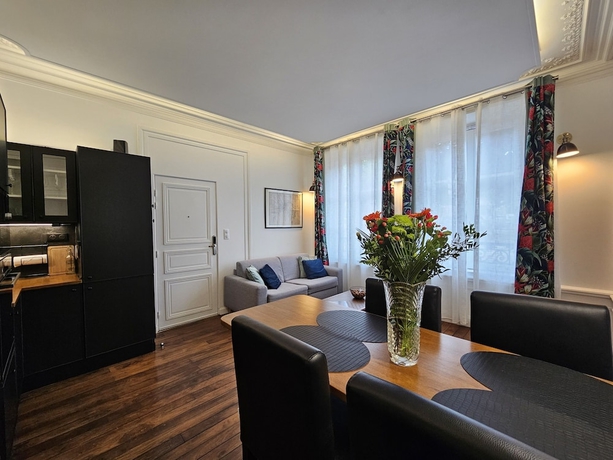 Imagen del bar/restaurante del La Maison V.H., Appartements d\'H&ocirc;tes. Foto 3