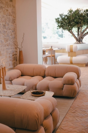 Imagen de los interiores del La Maison Verchant. Foto 16