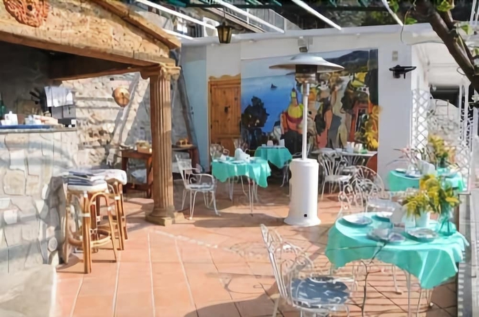 Imagen de los interiores del La Maliosa D'arienzo. Foto 19