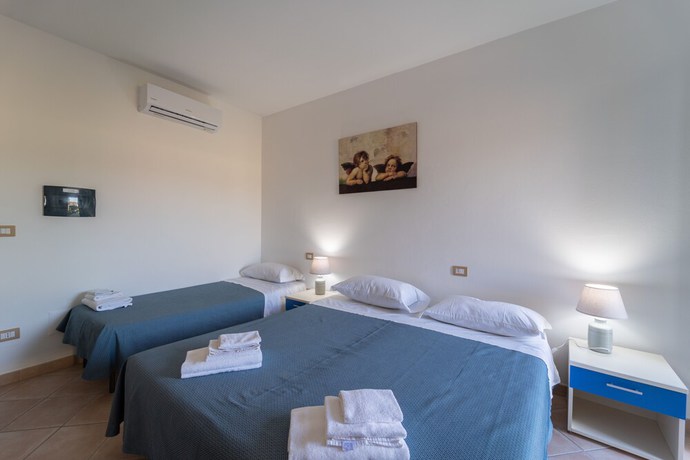 Imagen de los interiores del La Meta Sporting Rooms. Foto 20