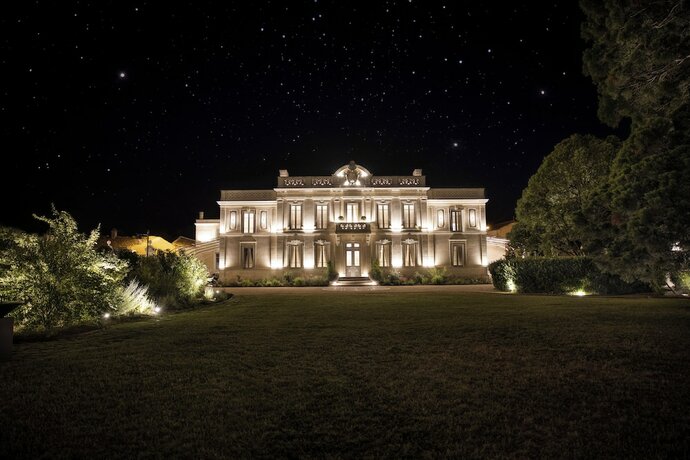 Imagen general del La Nauve H&ocirc;tel and Jardin - Relais and Ch&acirc;teaux. Foto 1