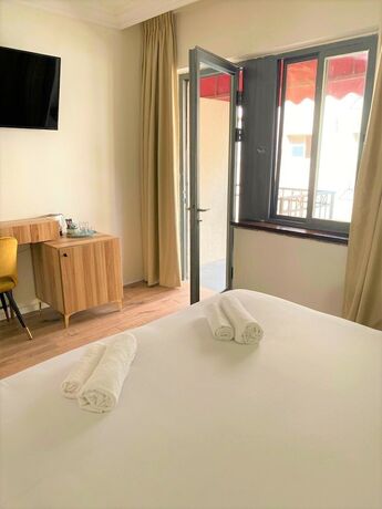 Imagen general del La Perle Hotel. Foto 11