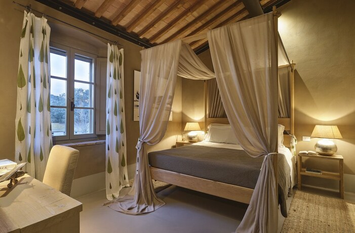 Imagen de la habitación del La Pescaia Resort. Foto 14