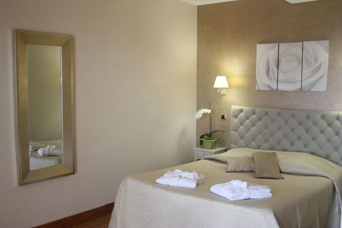 Imagen de la habitación del La Petite Auberge. Foto 15