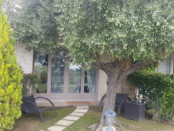 Imagen de la habitación del La Petite Auberge. Foto 18