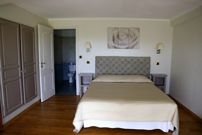 Imagen de la habitación del La Petite Auberge. Foto 20