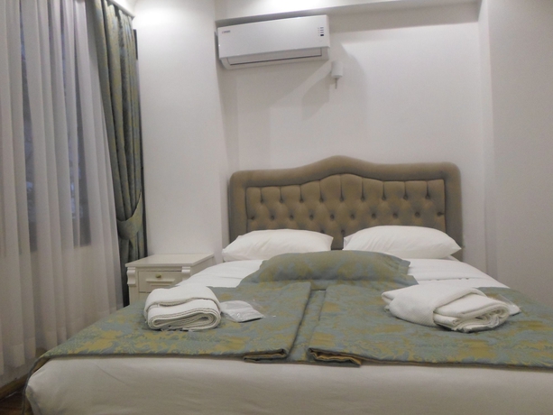 Imagen de la habitación del La Petite Maison. Foto 6