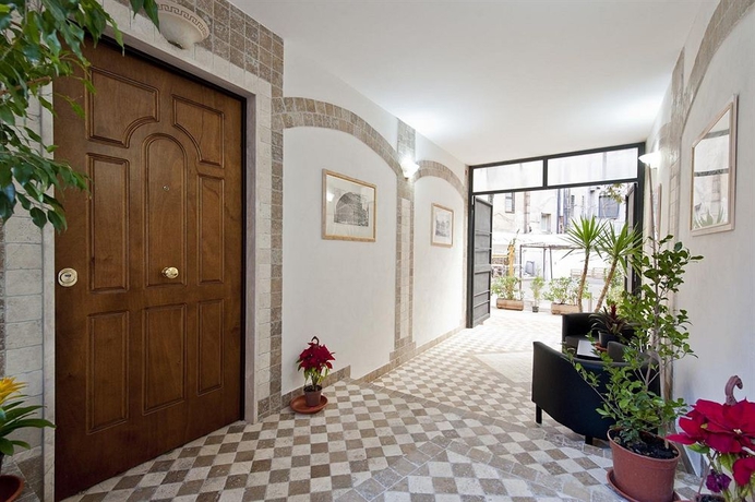 Imagen de los interiores del La Porta. Foto 13