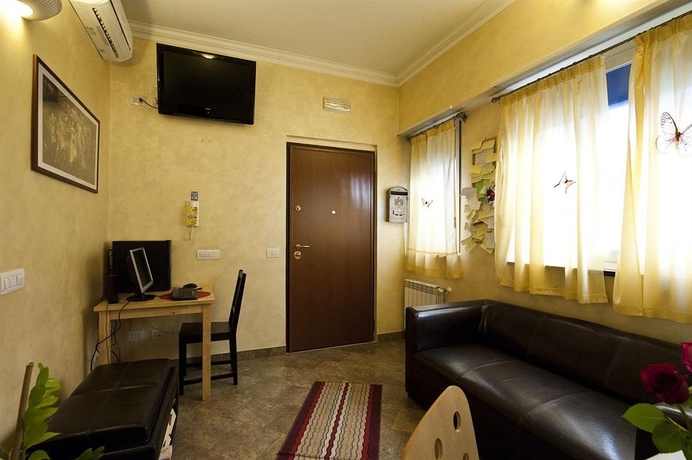 Imagen de los interiores del La Porta. Foto 15