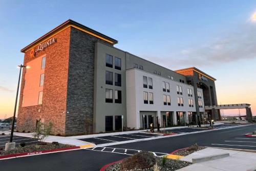 Imagen general del La Quinta Inn and Suites by Wyndham Lincoln. Foto 9