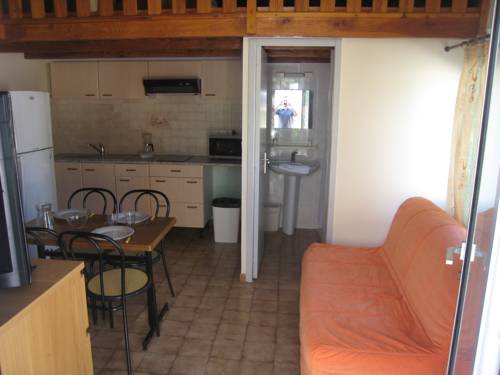 Imagen de la habitación del La R&eacute;serve, VIC-LA-GARDIOLE. Foto 8