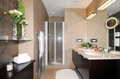 Imagen de la habitación del La R&eacute;sidence De La R&eacute;serve. Foto 6