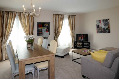 Imagen de la habitación del La R&eacute;sidence De La R&eacute;serve. Foto 11