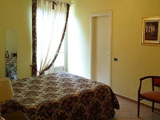 Imagen de la habitación del La Regibussa Hotel Ristorante. Foto 5