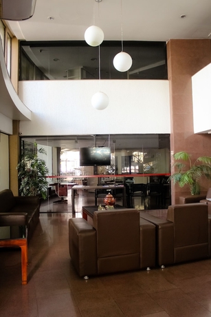 Imagen de los interiores del La Residence Flat Hotel. Foto 16