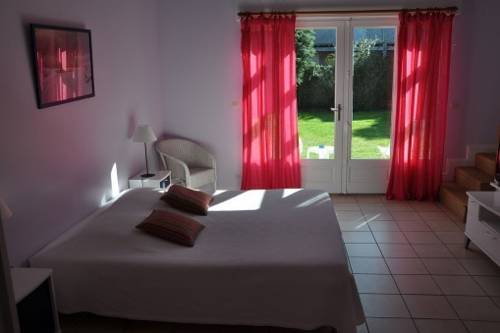 Imagen de la habitación del La Sapini&egrave;re, Saint-Laurent-sur-Mer. Foto 3