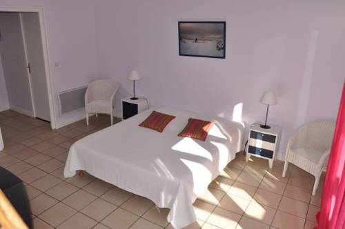 Imagen de la habitación del La Sapini&egrave;re, Saint-Laurent-sur-Mer. Foto 4