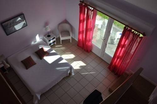 Imagen de la habitación del La Sapini&egrave;re, Saint-Laurent-sur-Mer. Foto 10