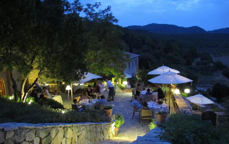 Imagen de los exteriores del La Torre del Visco - Relais and Châteaux. Foto 15