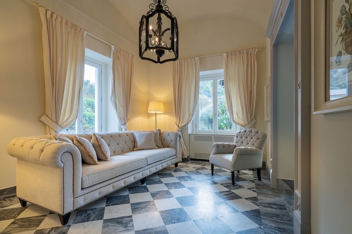 Imagen de los interiores del La Tuja Relais du Parc. Foto 12