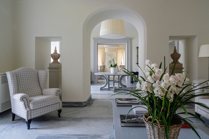 Imagen de los interiores del La Tuja Relais du Parc. Foto 15