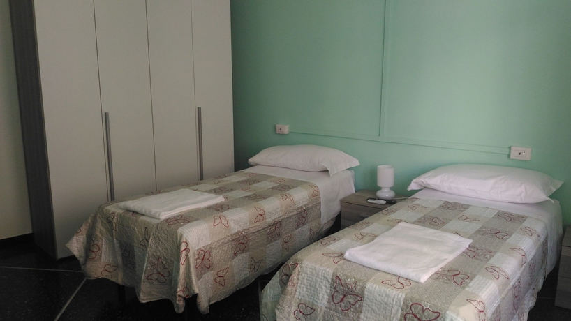 Imagen de la habitación del La Vela Hotel. Foto 13