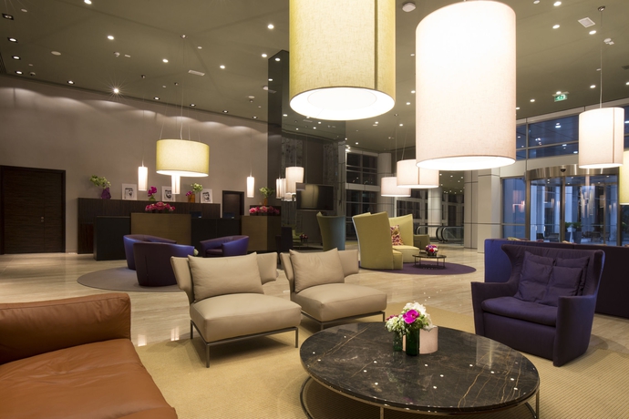 Imagen de los interiores del La Verda Suites and Villas Dubai Marina. Foto 12