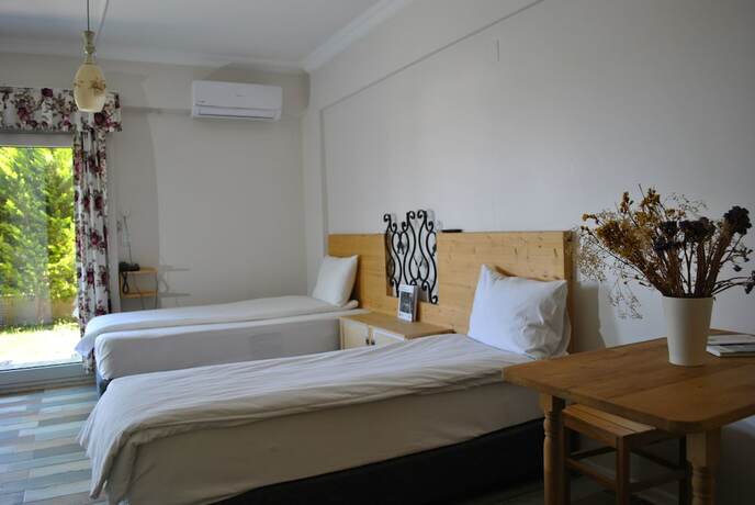 Imagen de la habitación del La Vida Otel. Foto 18